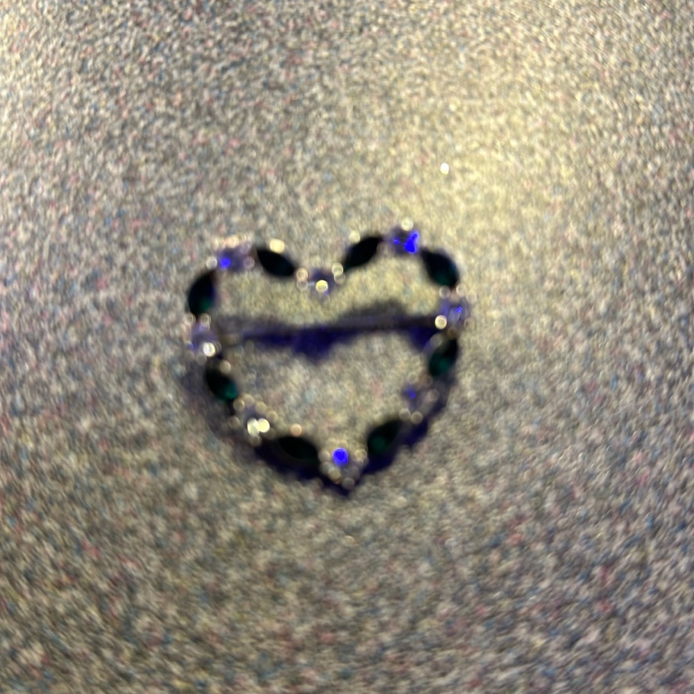 Emerald Heart Pin